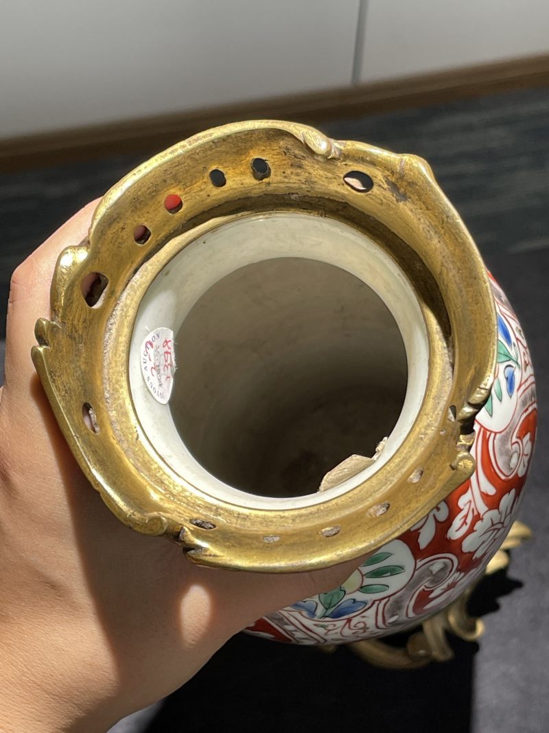 清早期 五彩花卉纹筒瓶一对 - 图8
