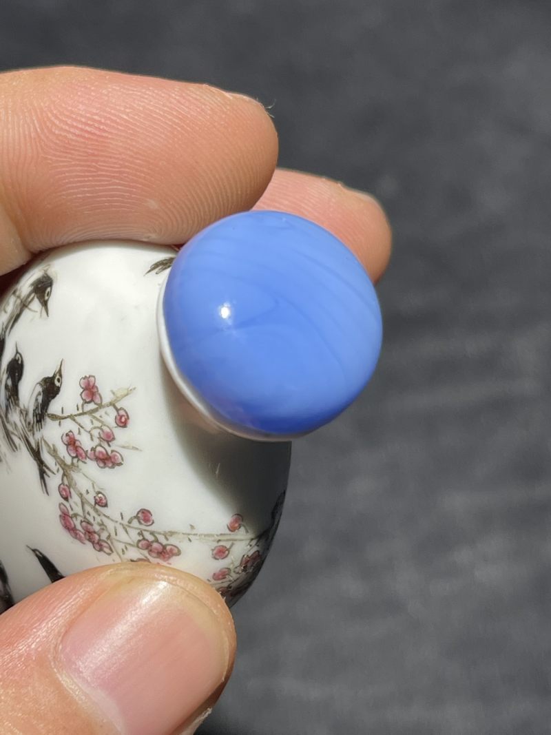清晚期 粉彩喜鹊登梅鼻烟壶 - 图5