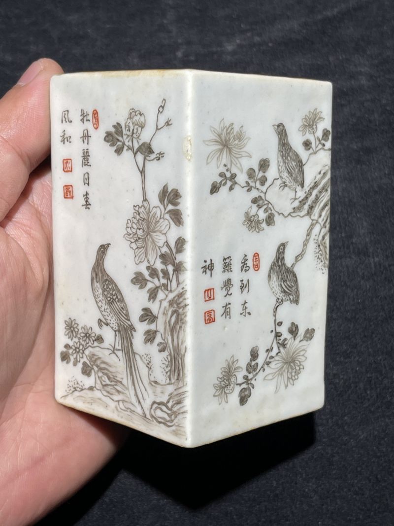 清乾隆 墨彩花鸟纹四方小笔筒 - 图4