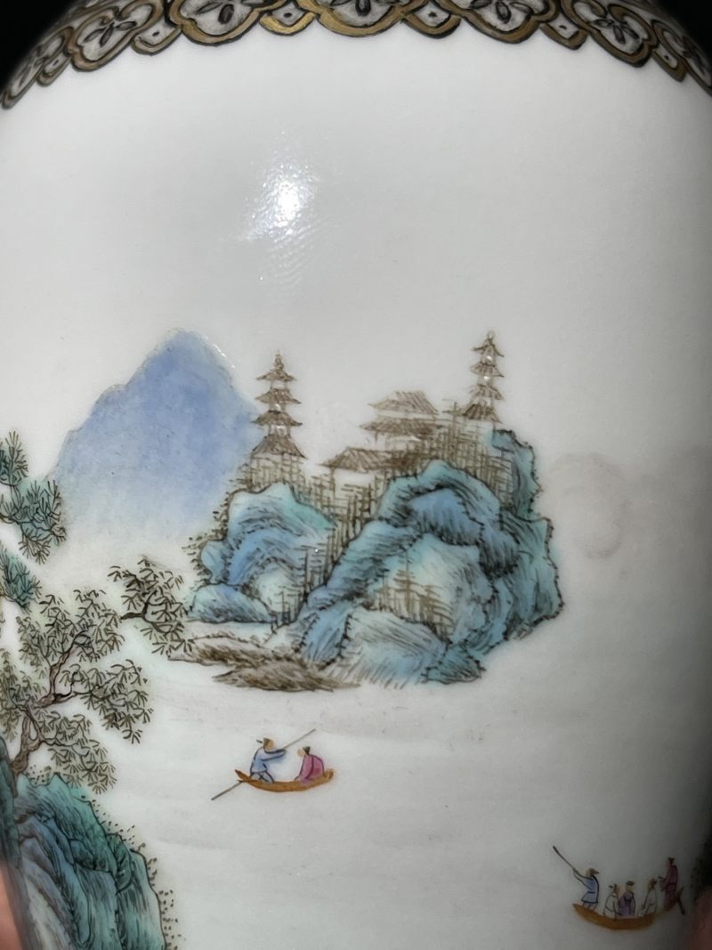 民国 粉彩通景山水纹观音瓶 - 图8