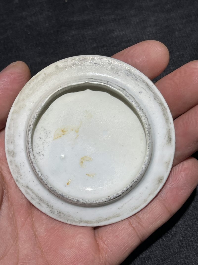 清代 五彩蝶恋花文具盒 - 图15