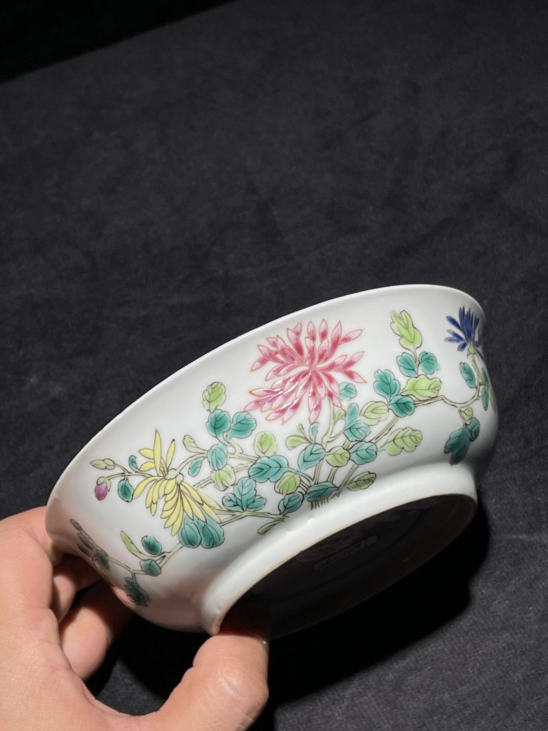 清晚期 粉彩花卉纹墩式碗 - 图2
