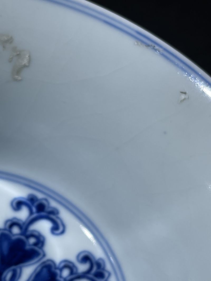 清乾隆 青花莲托梵文高足碗 - 图14