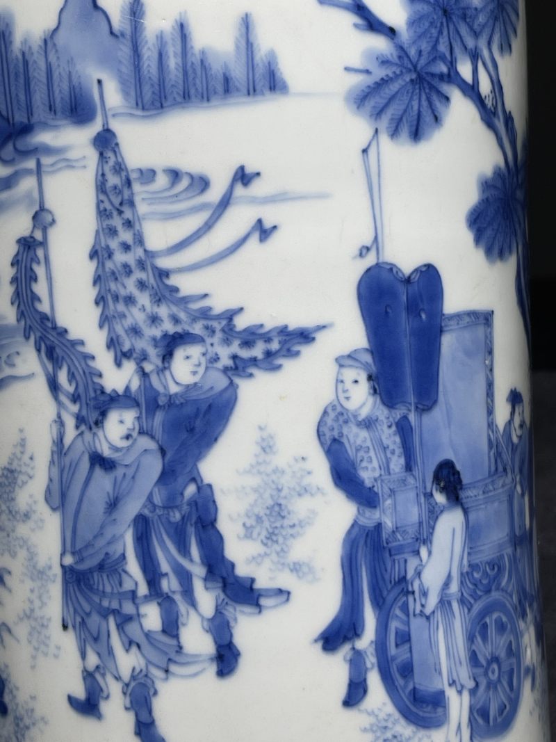 明崇祯 青花百里奚饲牛拜相纹筒瓶 - 图9