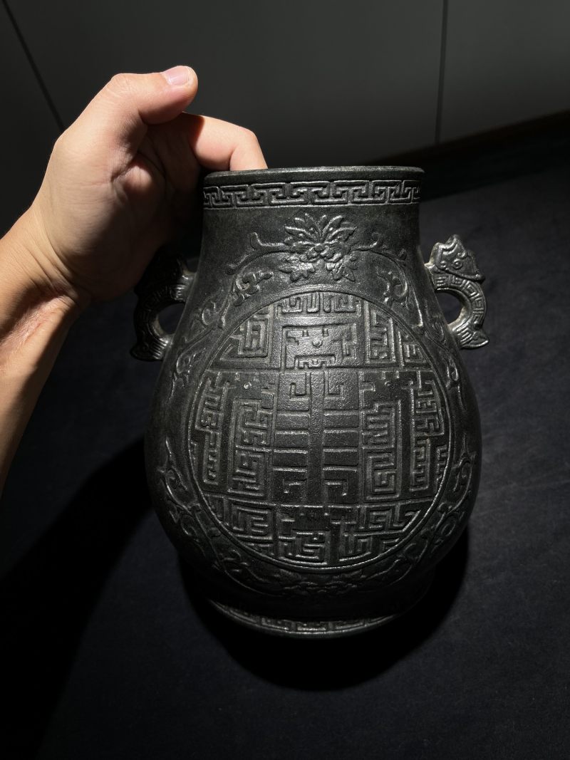 民国 墨彩仿青铜釉龙耳尊 - 图4