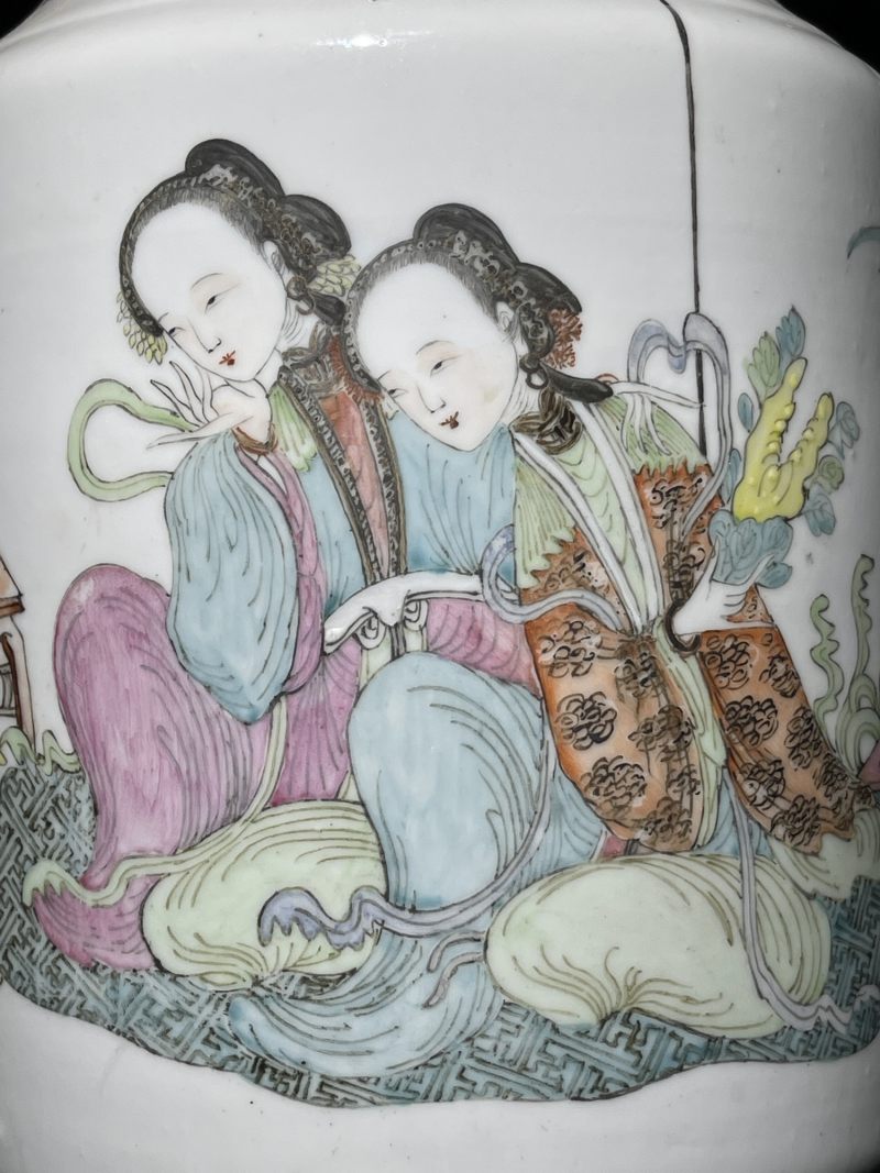 清晚期 粉彩二美图灯笼尊 - 图6