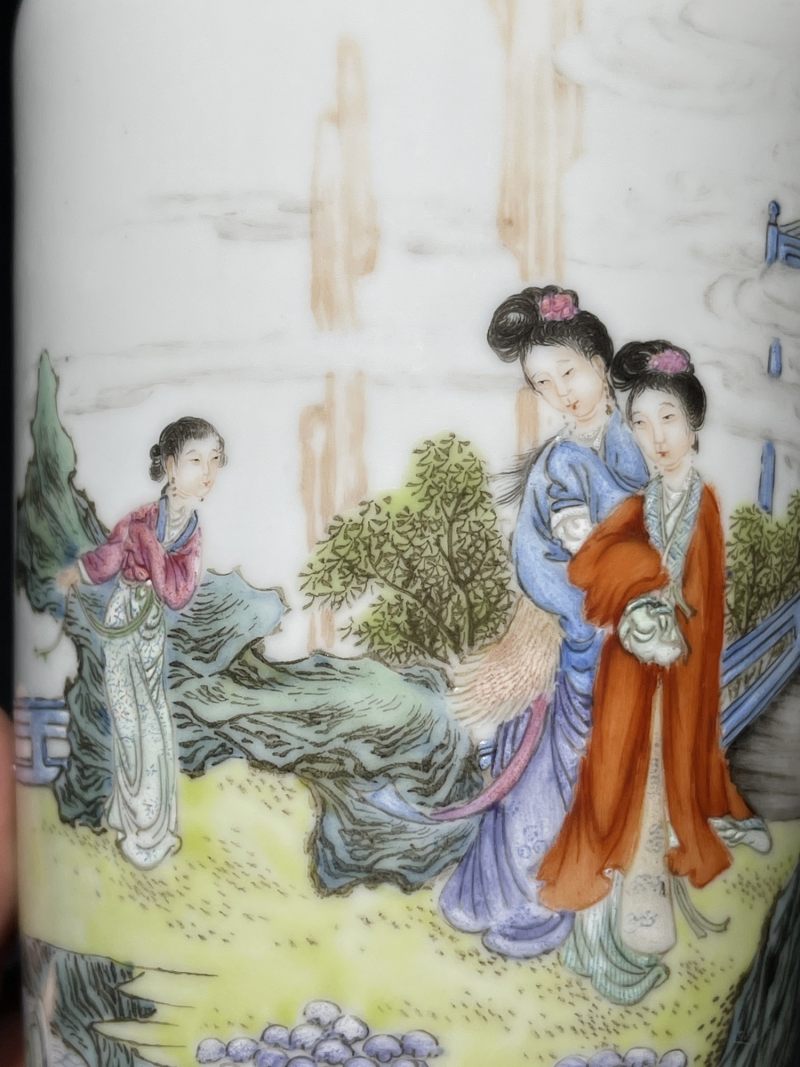 民国 粉彩人物故事纹梅瓶 - 图7