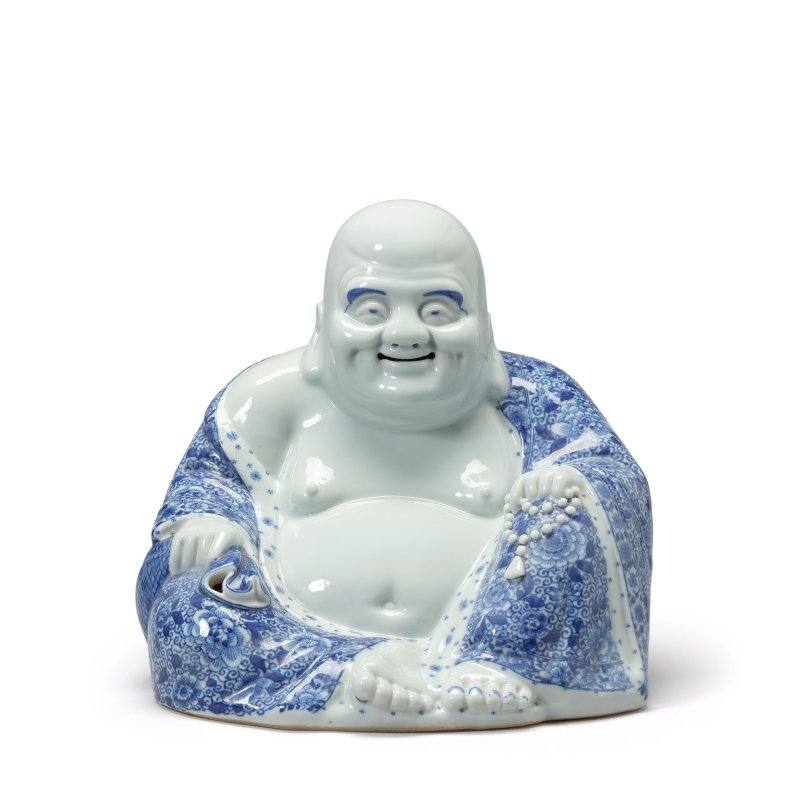 民國 青花布袋和尚 | A BLUE AND WHITE MODEL OF BUDAI - 图1