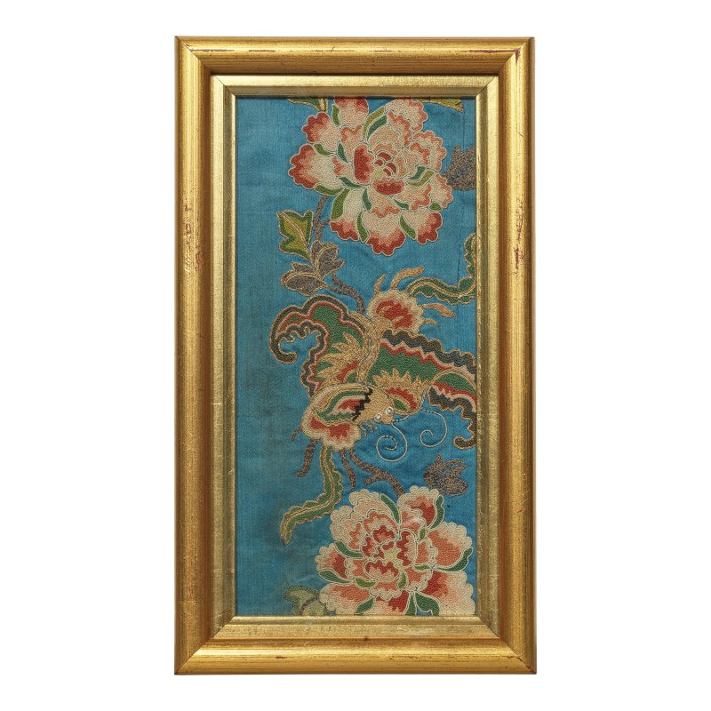 十九世紀 緞綉屏一組 | A GROUP OF EMBROIDERED PANELS AND SLEEVE BANDS - 图15