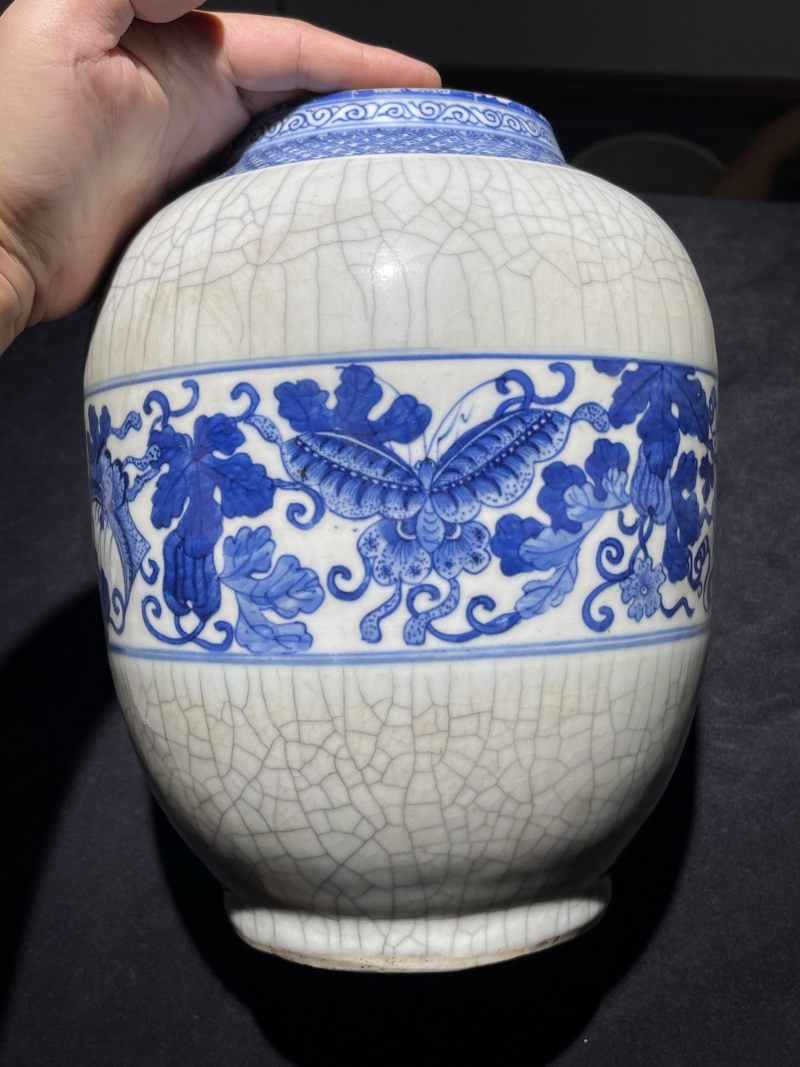 清代 青花炉、卷缸、瓶一组3件 - 图2