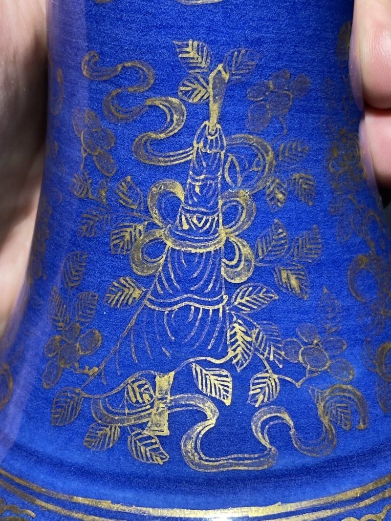清光绪 祭蓝描金龙纹赏瓶一对 - 图9