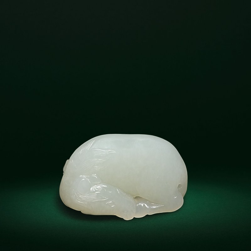 十八世紀 白玉馬 | A WHITE JADE CARVING OF A HORSE - 图1