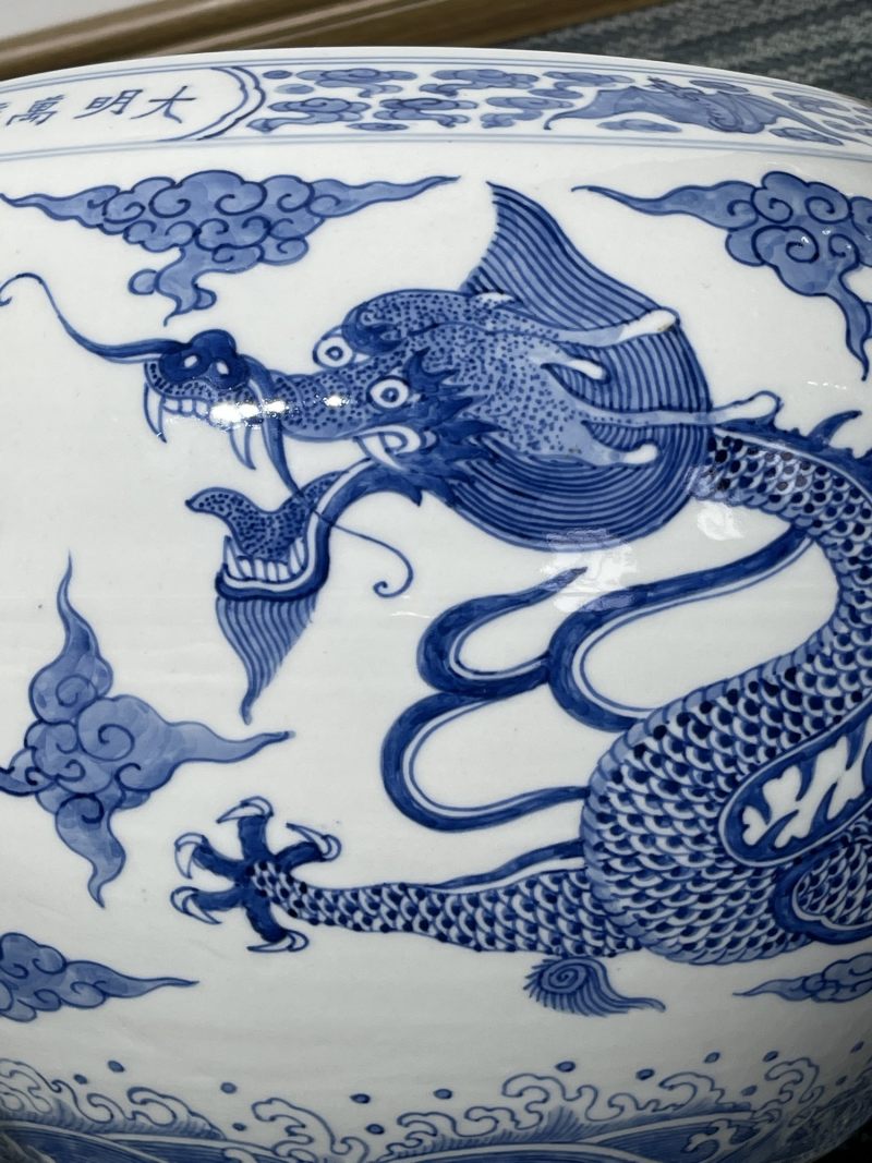 50年代 青花龙纹大卷缸一对 - 图7