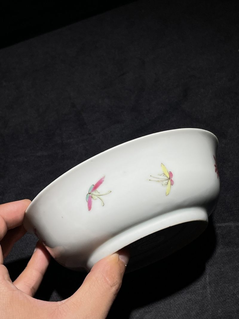 清晚期 粉彩花卉纹墩式碗 - 图4