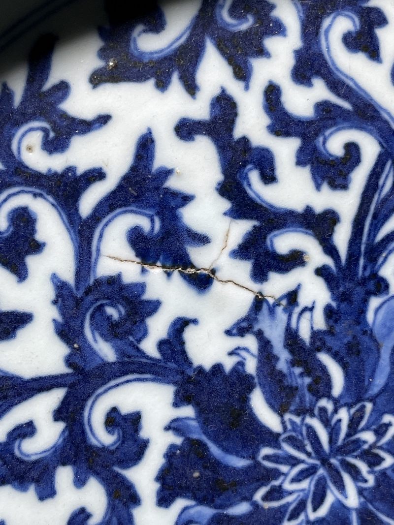 清乾隆 青花缠枝莲纹折沿洗 - 图9