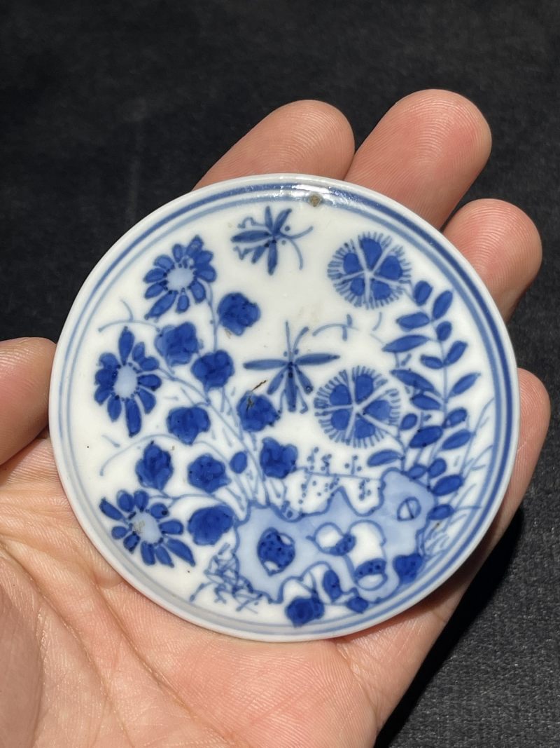 清康熙 青花洞石花卉纹印盒 - 图4