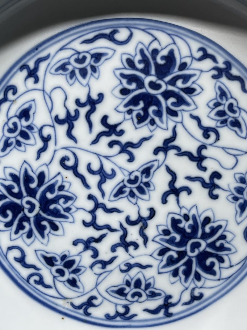 清光绪 青花缠枝莲纹盘 - 图3