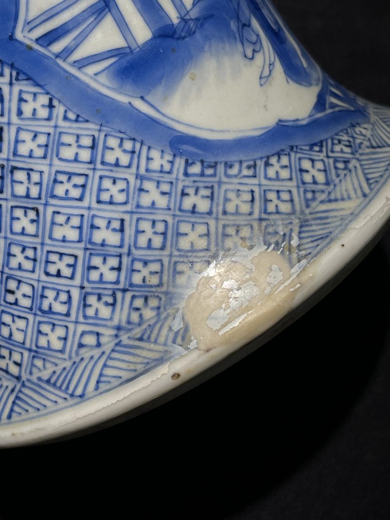 清康熙 青花开窗八仙人物凤尾尊 - 图12