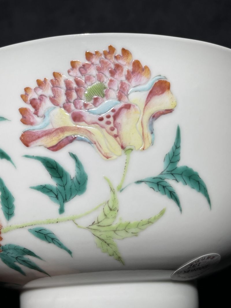清光绪 粉彩花卉纹大碗 - 图5