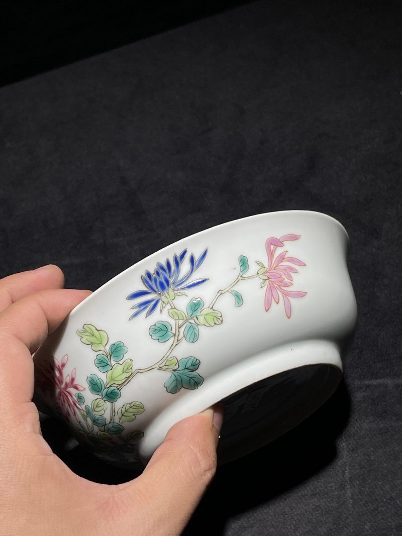 清晚期 粉彩花卉纹墩式碗 - 图5