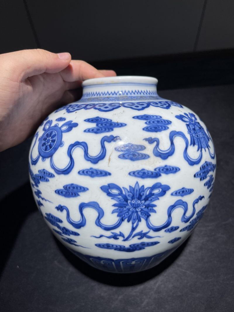 清雍正 青花八宝纹太白罐 - 图3