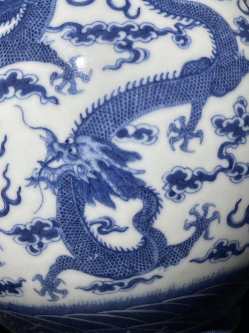 清代 青花云龙纹双耳瓶 - 图9