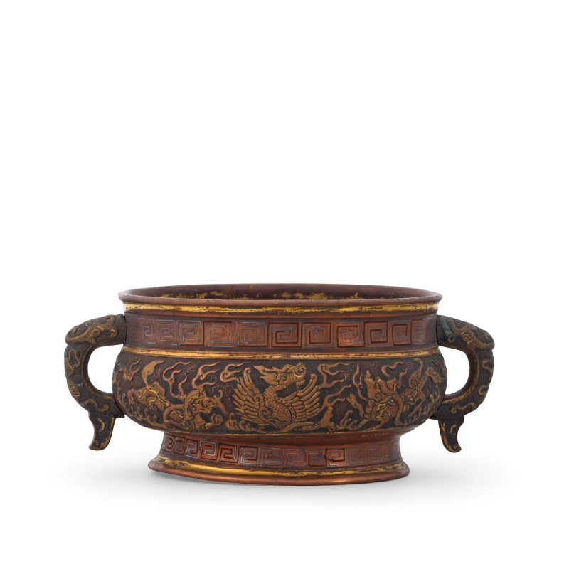 明晚期 局部鎏金嵌銀銅瑞獸紋簋式香爐 | A RARE PARCEL-GILT SILVER-WIRE-INLAID COPPER 'MYTHICAL BEASTS' INCENSE BURNER, GUI - 图3