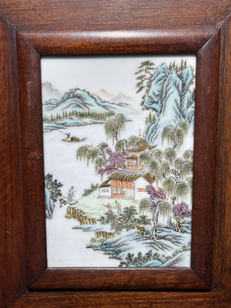 清晚期 粉彩人物纹插屏 - 图3