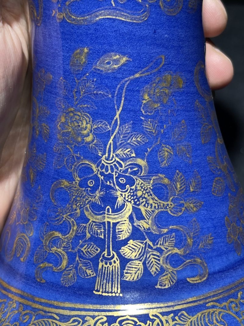 清光绪 祭蓝描金龙纹赏瓶一对 - 图11