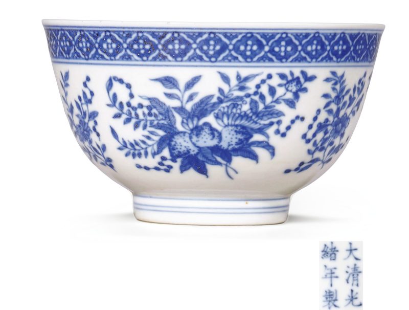 清光绪 青花花卉纹碗
