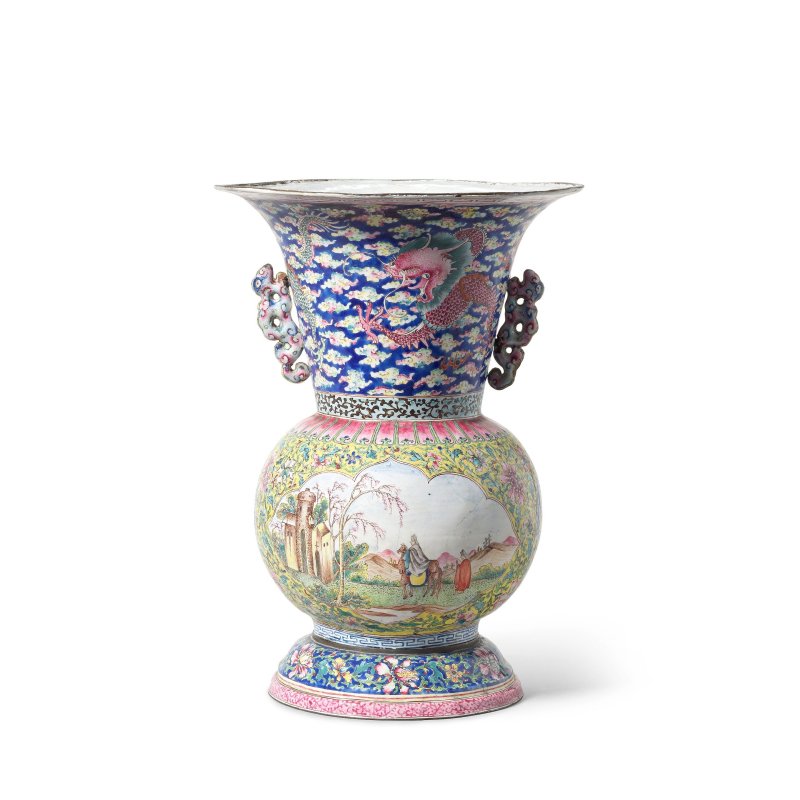十八世紀 西洋人物畫琺琅瓶 | A PAINTED ENAMEL EUROPEAN-SUBJECT VASE - 图2