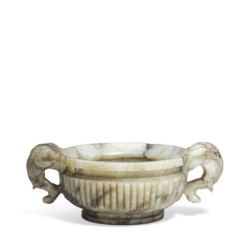 清 灰青玉雕象紋香爐 | A PALE GREEN AND BLACK JADE 'ELEPHANT' INCENSE BURNER - 图2