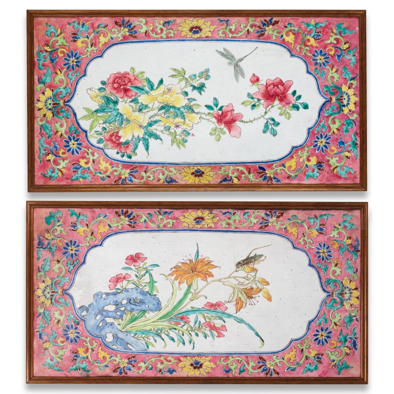 清乾隆 銅胎畫琺琅開光花蟲紋屏一對 | A PAIR OF PAINTED ENAMEL 'FLOWER AND INSECT' PANELS