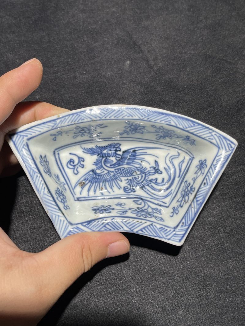 明万历 青花铁线描凤穿花纹攒盘一组十二件 - 图31