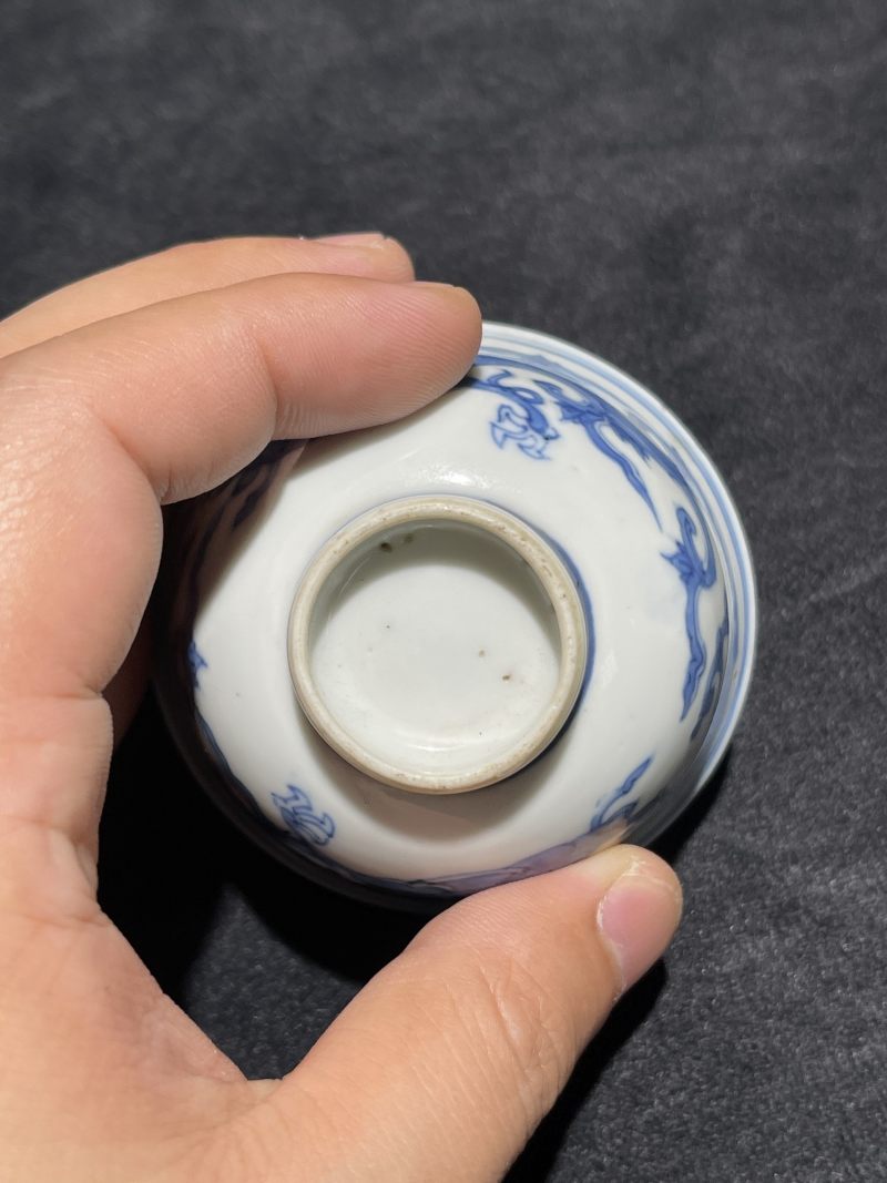 清康熙 青花香草龙纹杯一对 - 图15