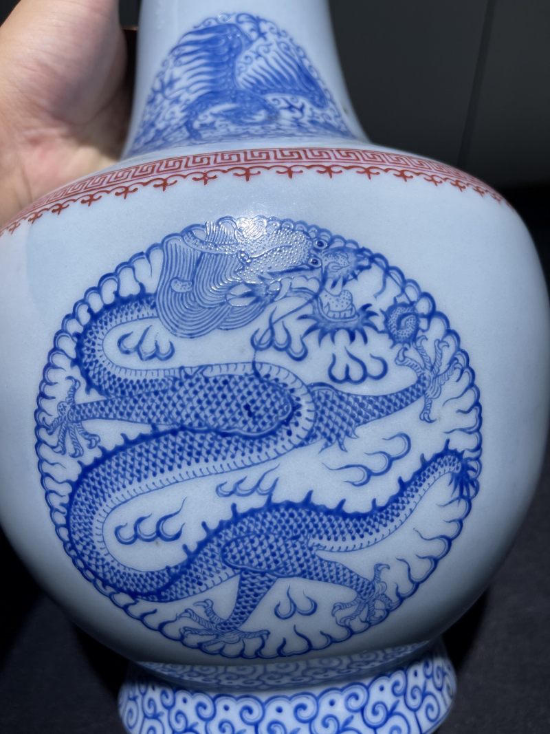民国 天蓝釉料彩团龙团凤纹花口尊 - 图5