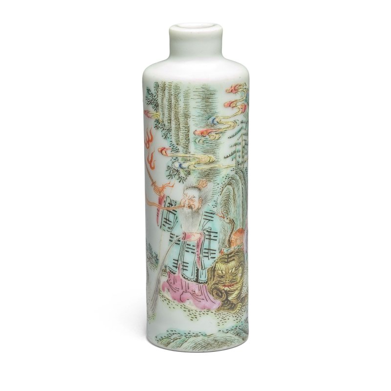 清道光 粉彩五毒紋鼻烟壺 | A FAMILLE ROSE CYLINDRICAL 'FIVE POISONS' SNUFF BOTTLE - 图1