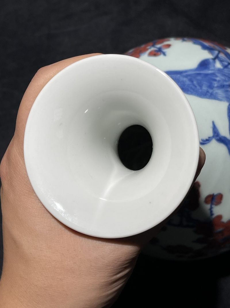50年代 青花釉里红梅花孔雀图玉壶春瓶 - 图9