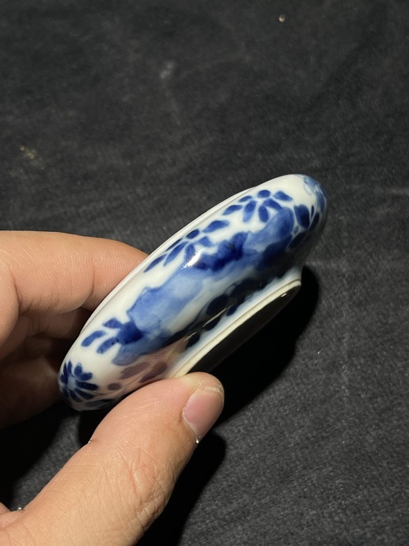 清康熙 青花洞石花卉纹印盒 - 图8