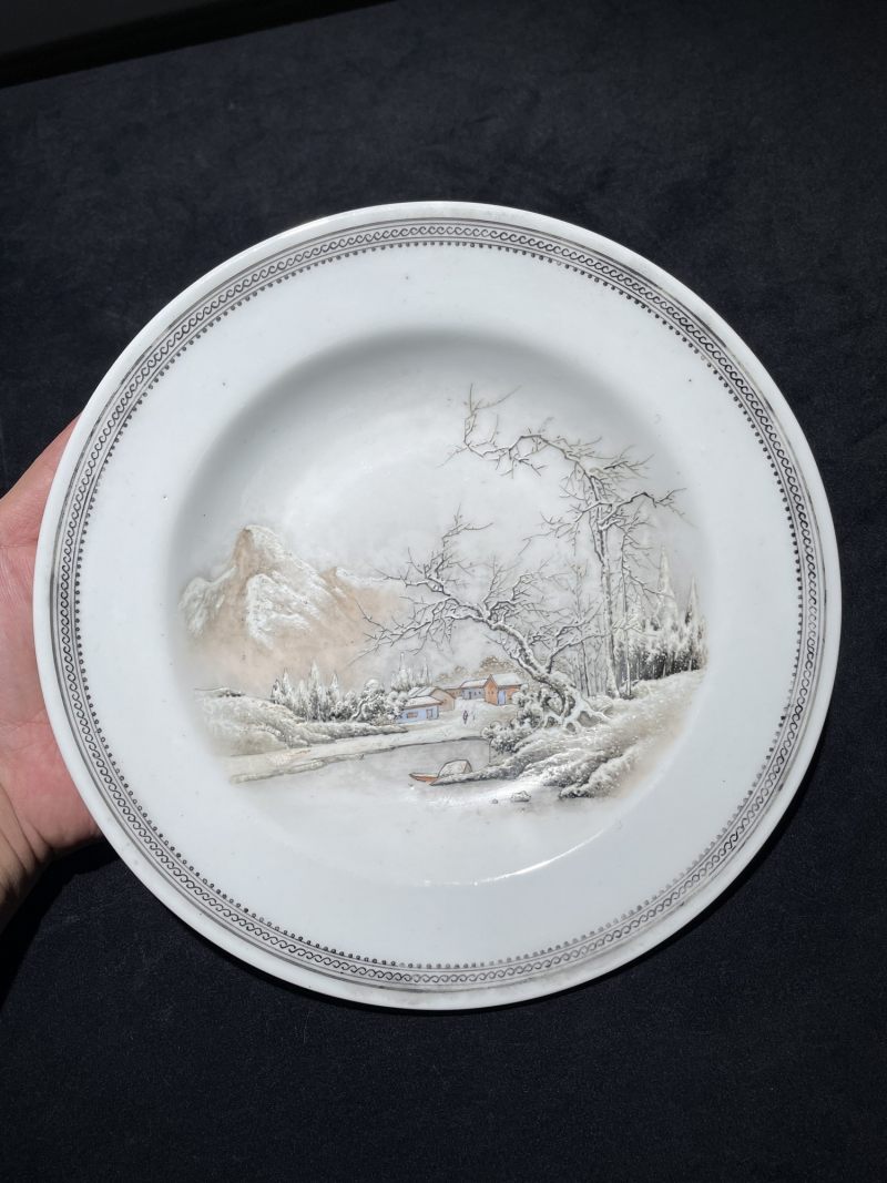 解放后 粉彩雪景盘一对 - 图9