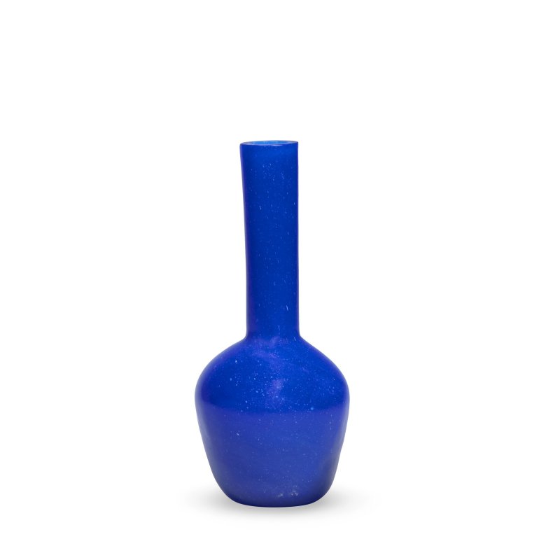 清光緒 藍料光素長頸瓶 | A RARE BLUE GLASS MALLET VASE - 图3