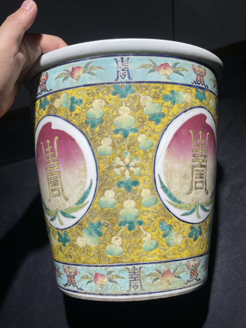 清光绪 粉彩福寿纹花盆 - 图3