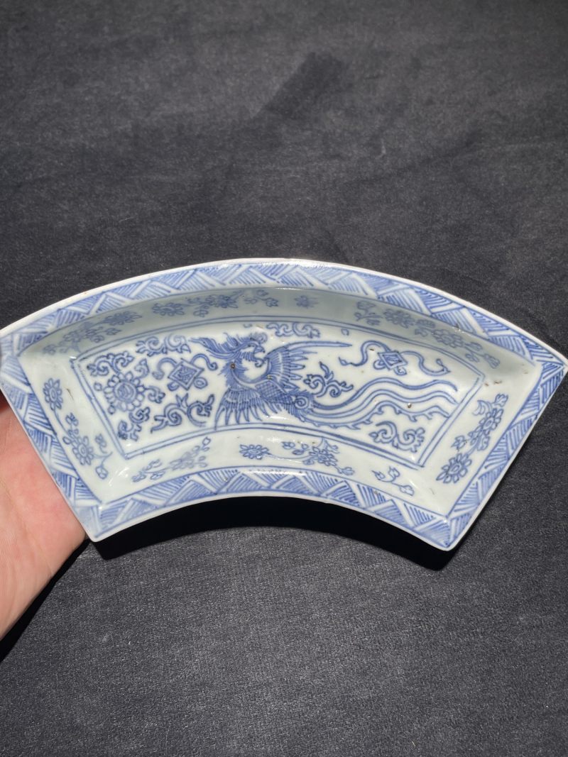 明万历 青花铁线描凤穿花纹攒盘一组十二件 - 图14