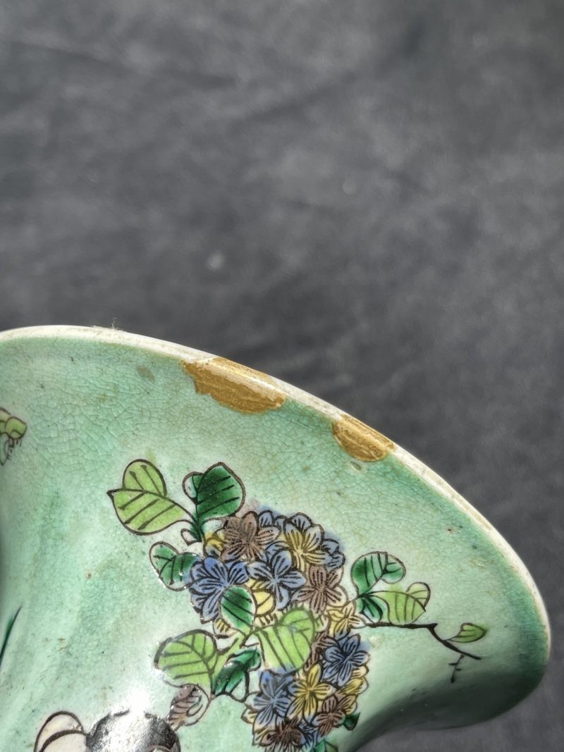 清康熙 素三彩花鸟纹小花觚 - 图9