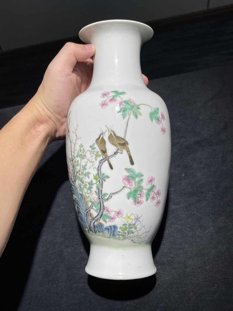 民国 粉彩花鸟纹瓶一对 - 图5