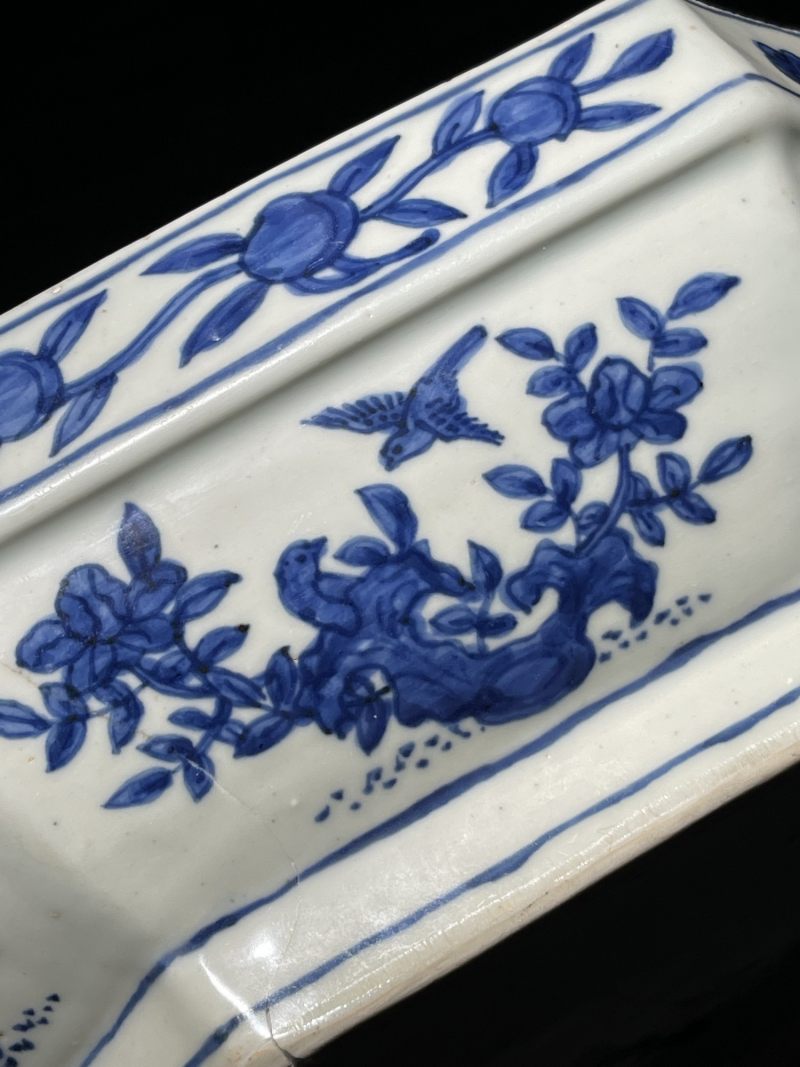 明嘉靖 青花花鸟纹八方大捧盒 - 图6