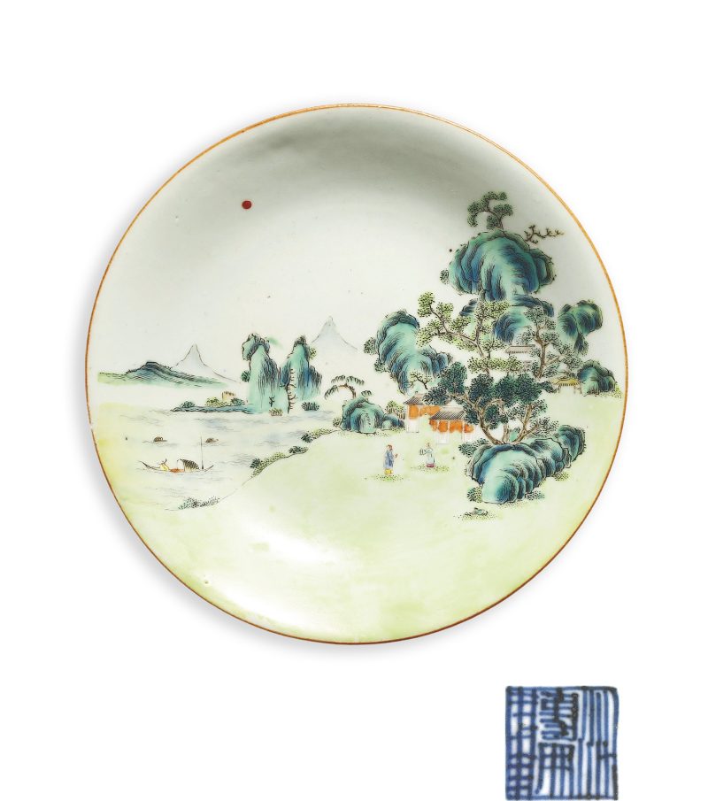 清乾隆 粉彩通景山水纹盘