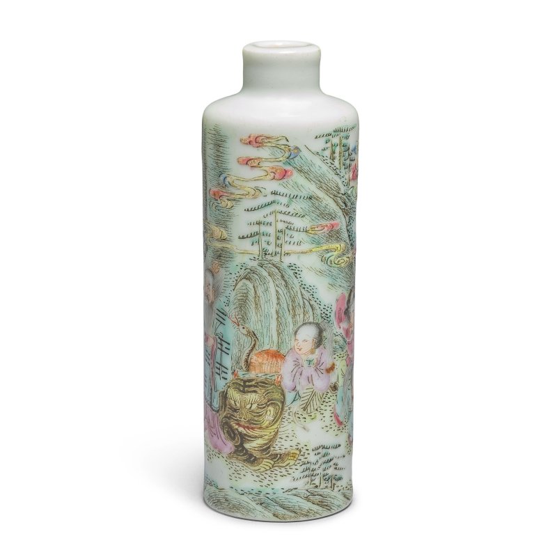 清道光 粉彩五毒紋鼻烟壺 | A FAMILLE ROSE CYLINDRICAL 'FIVE POISONS' SNUFF BOTTLE - 图3