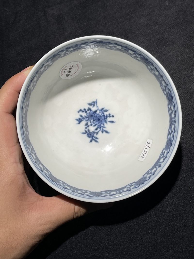 清光绪 青花花卉纹碗 - 图6