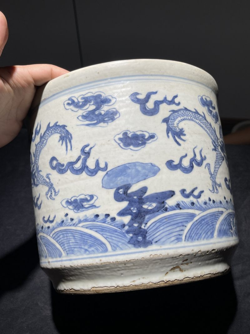 清代 青花炉、卷缸、瓶一组3件 - 图10